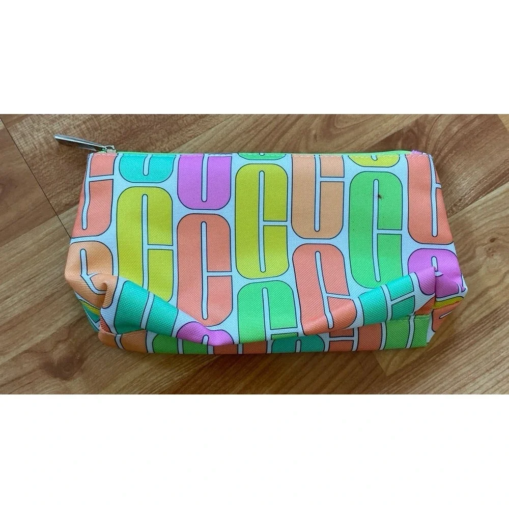 Clinique‎ empty makeup bag